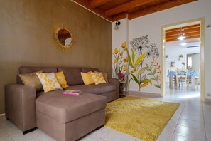 Living area - Apartment Casa Ta Nonna with Wi-Fi & A/C (Supersano)