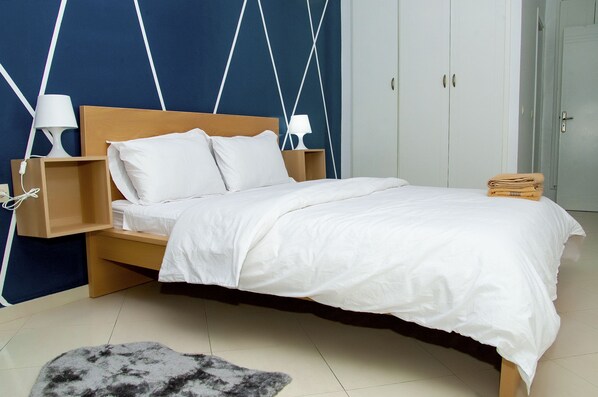 3 chambres, fer et planche à repasser, lit parapluie, Wi-Fi gratuit