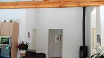 Télévision, cheminée