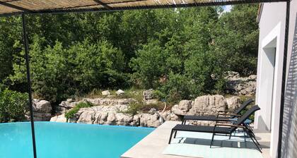 Superbe Villa privée CALME avec piscine : VILLA LES CHENES **** 9.8/10