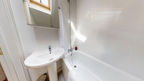 Hair dryer - Walton Lane | Oxford Holiday Let | 1 Bed & Sleeps 2 (Oxford)