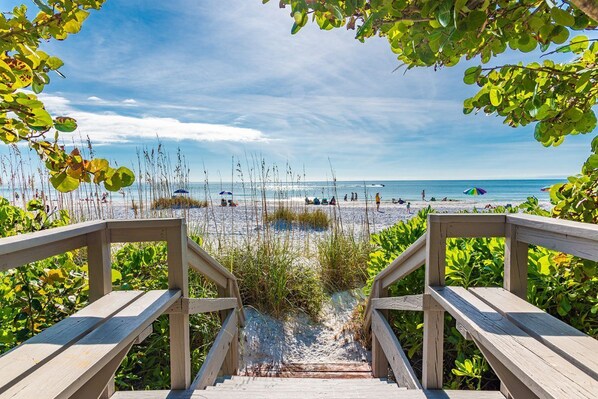 On the beach, beach towels - Moondance- Breathtaking views and beachfront with steps beach- 2 bedrooms! (Anna Maria)