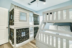 3 Schlafzimmer, Bügeleisen/Bügelbrett, WLAN, Bettwäsche