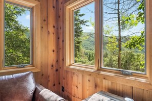 Interior - Solitude in Sundance - Hot Tub, 4 Bed 4 Bath, Secluded, Views, Quiet, Forested (Sundance)