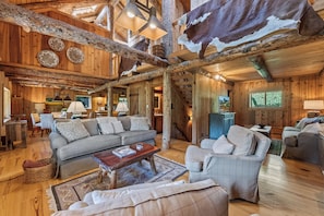 TV, fireplace, DVD player, video library - Solitude in Sundance - Hot Tub, 4 Bed 4 Bath, Secluded, Views, Quiet, Forested (Sundance)