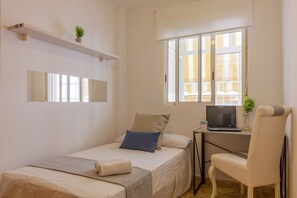 3 dormitorios, escritorio, tabla de planchar con plancha y wifi gratis