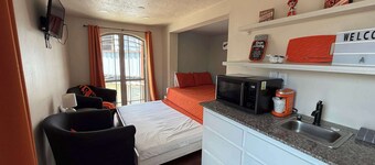 PP Wichita Mtns Rooftop View -Ft Sill Grad,Slps 4