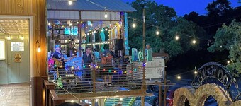 L2 Village Vista SkyStack—Rooftop Patio View Sleeps 7