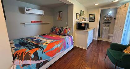 L2 Village Vista SkyStack—Rooftop Patio View Sleeps 7