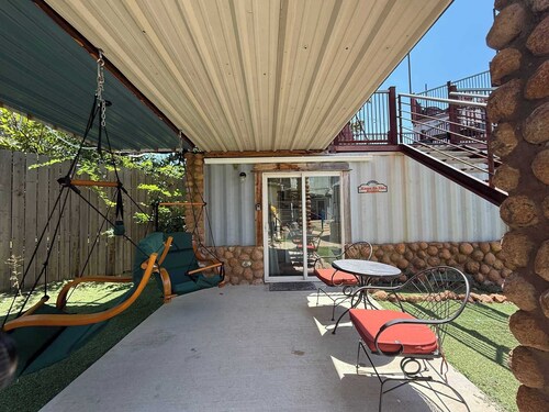 KB Book Fort Sill Tiny House, Slps 4 1BR/1BA.