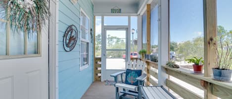 Condo, 3 Bedrooms | Balcony