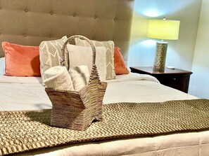 4 chambres, bureau, fer et planche à repasser, Wi-Fi gratuit