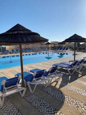 Pool - Beautiful Apartment in Boavista Golf Resort, Lagos, Western Algarve (lagos)