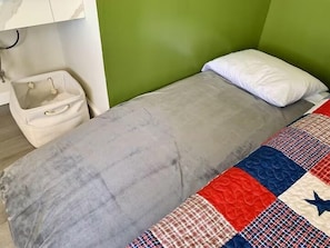 1 sovrum, gratis wi-fi och sängkläder