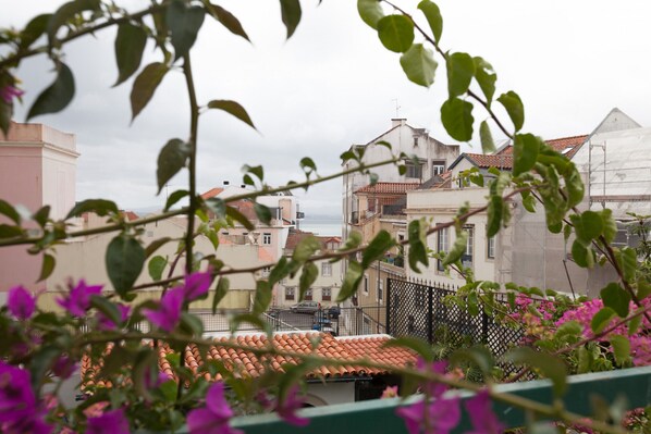 Property grounds - FLH Lapa Apartment Terrace with View (Lisbon)