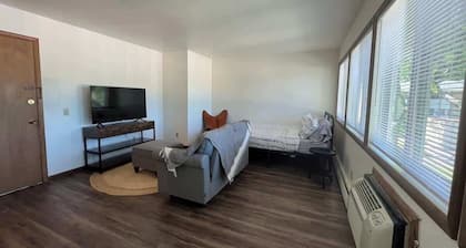 Liberty Valley Studio - 1005-29