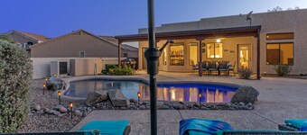 GOLF Oasis, MT Views, Htd POOL, Spa, Putt Green, Shuffleboard, 2 Bikes, Smart TVs