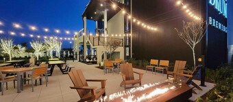 Beautiful 2 BedroomVilla in Kingston Resort