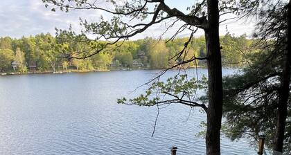 Cottage on Moon River w/ Fantastic Deck! (pet friendly)