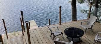 Cottage on Moon River w/ Fantastic Deck! (pet friendly)