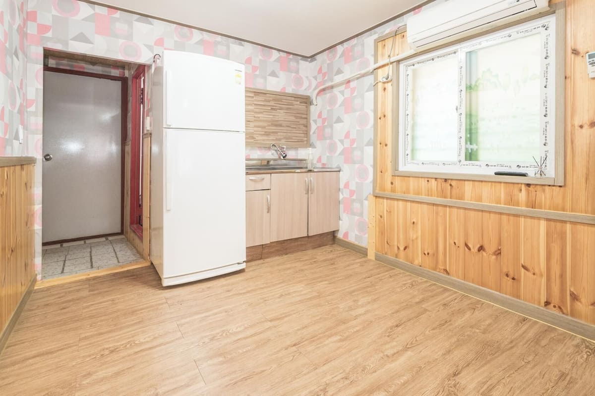 1 bedroom, WiFi (free)