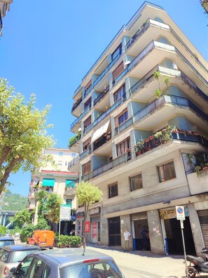 Exterior - Alleria Holiday Home in Center (Salerno)