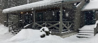 2 bedroom cabin located at its own location