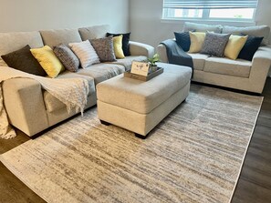 Smart TV - HTX Lovely 1 Bedroom Condo with Pool (Houston)