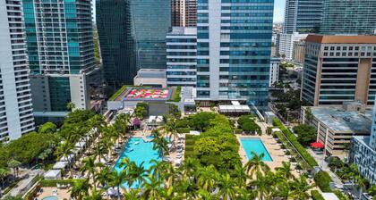 Luxury Condos at Four Seasons