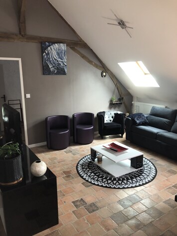 GĂźte Holsteiner (salon)