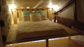 4 habitaciones, escritorio, tabla de planchar con plancha y wifi gratis