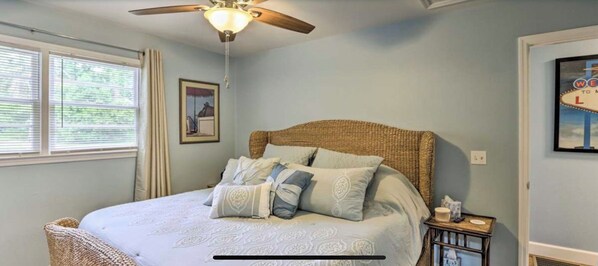 3 chambres, fer et planche à repasser, lit parapluie, Wi-Fi gratuit