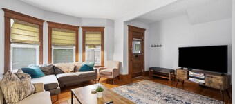 Beautifully Renovated 3 bedroom Elmwood Village Apt