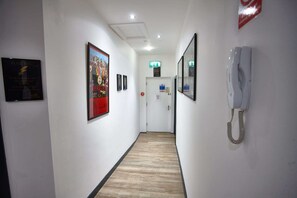 Interior - LENNON SUITE 4 BEDS (Liverpool)