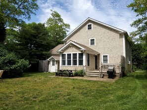 Exterior - Sheep's Pond, Open Concept Family Home, Plenty of Fun (Brewster)