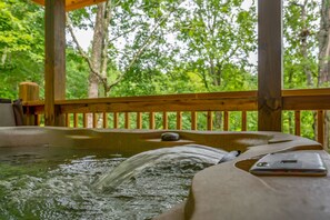 مغطس سبا خارجي