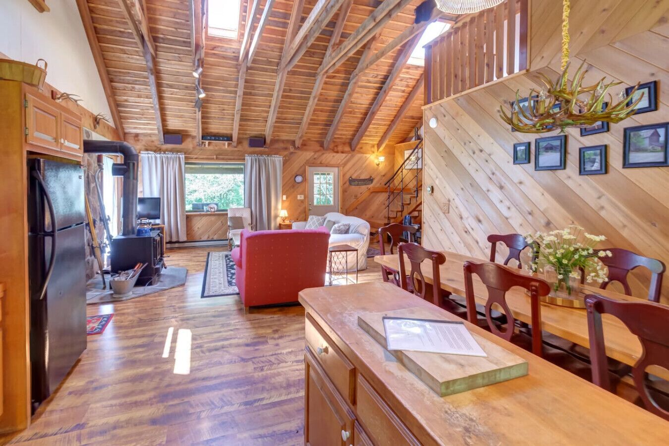 Rustic Retreat | Hike, Explore Charming Towns & Unwind - Fleischmanns, NY