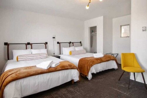 Fillmore Lodge: Discounted 2 Double Queens Rm