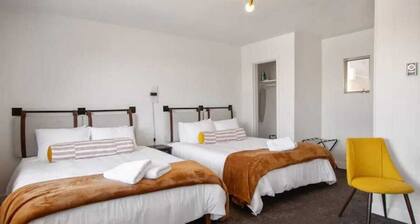 Fillmore Lodge: Discounted 2 Double Queens Rm
