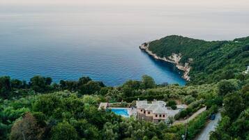 Villa | Pool | Outdoor pool