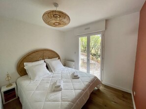 4 chambres, fer et planche à repasser, Wi-Fi gratuit