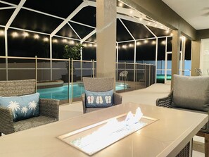 Lämmitetty uima-allas