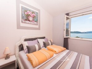 1 makuuhuone, silitysrauta/-lauta, Wi-Fi, vuodevaatteet