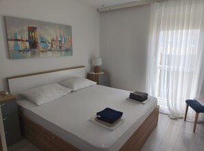 3 Schlafzimmer, Bügeleisen/Bügelbrett, WLAN, Bettwäsche