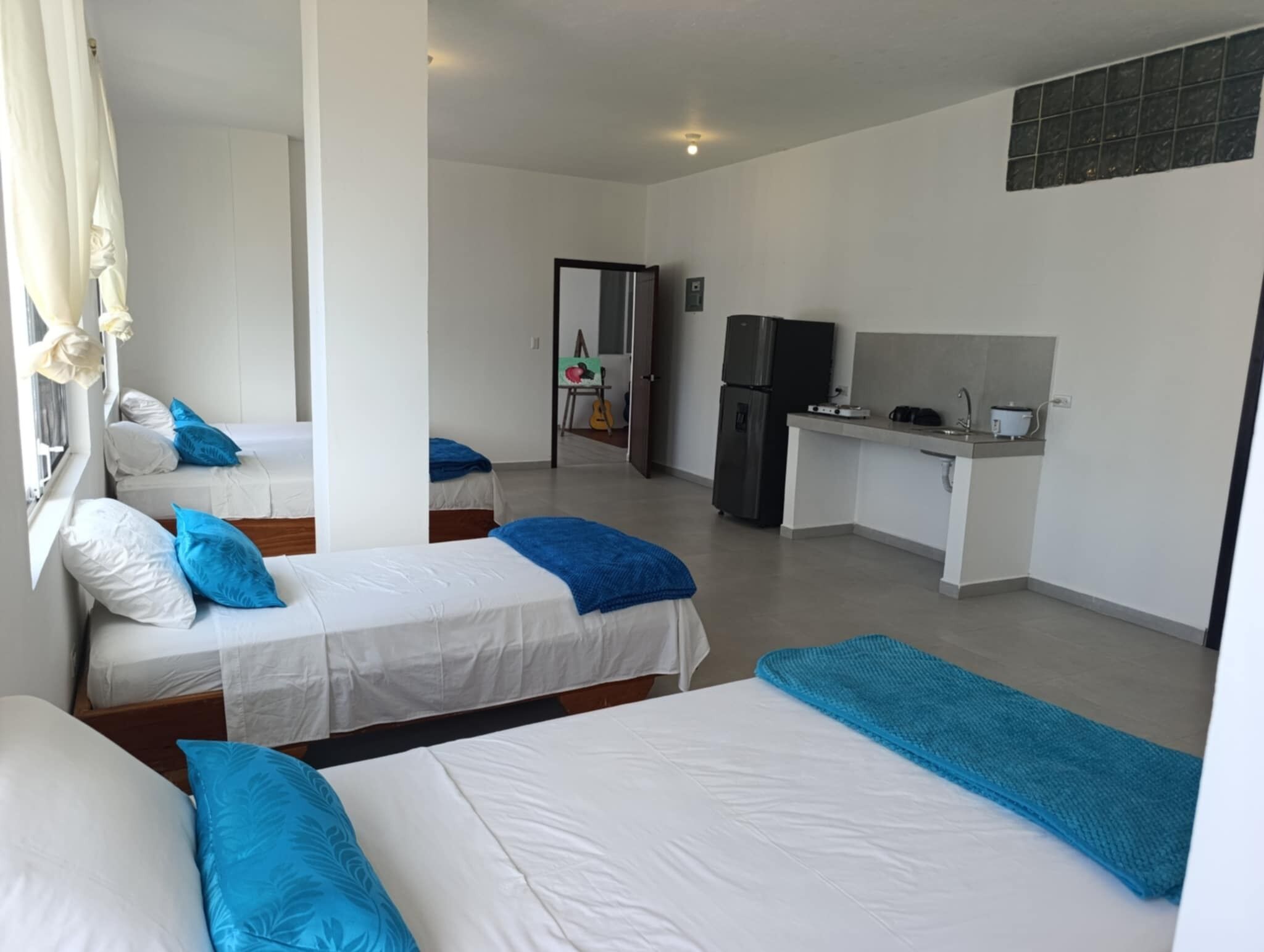 Bügeleisen/Bügelbrett, Internetzugang, Bettwäsche