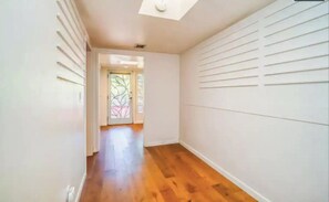 Interior - Updated central Tucson house with pool, basketball, hot tub, steps to restaurant (Tucson)