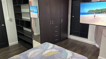 1 chambre, fer et planche à repasser, lit parapluie, Wi-Fi gratuit