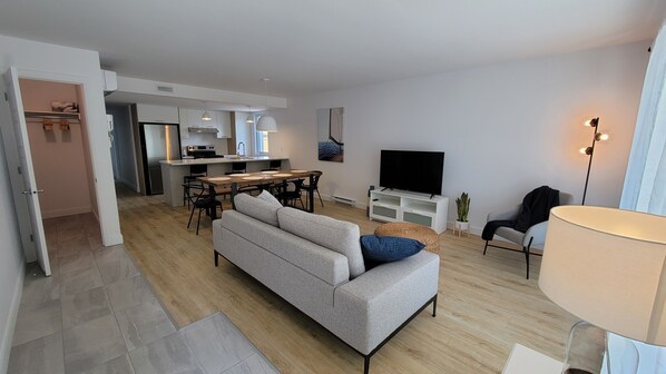 TV - Spacieux 3 Chambres à Coucher à 5 min du Vieux-qc (Québec)