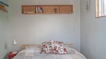 2 bedrooms, free WiFi