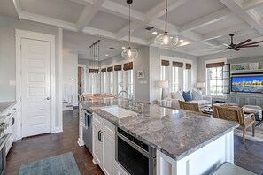 Talo (5 Bedrooms) | Sisätilat